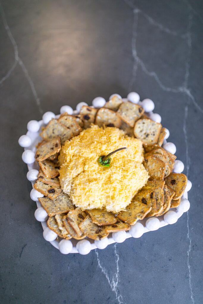 Easy Pumpkin Spice Cheese Ball