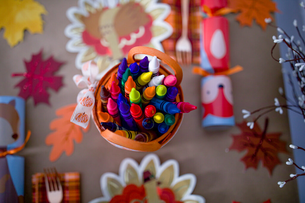 Ideas for Thanksgiving Kids Table