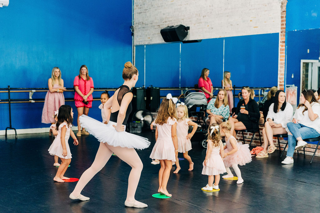 How To Throw A Ballerina Birthday Party With Unique Ideas